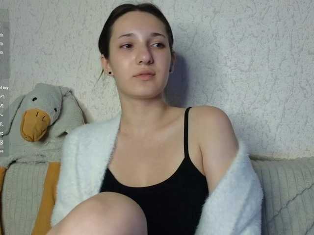 meowmeow-Mia live cam on BongaCams