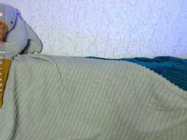 meowmeow-Mia live cam on BongaCams