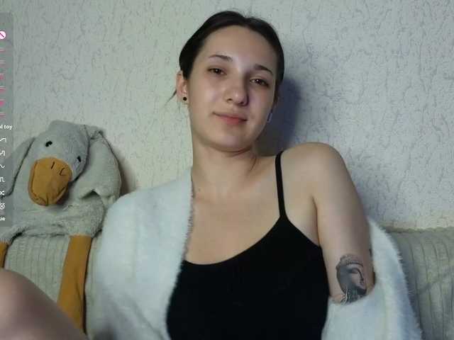 meowmeow-Mia live cam on BongaCams