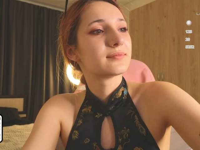 meowmeow-Mia live cam on BongaCams