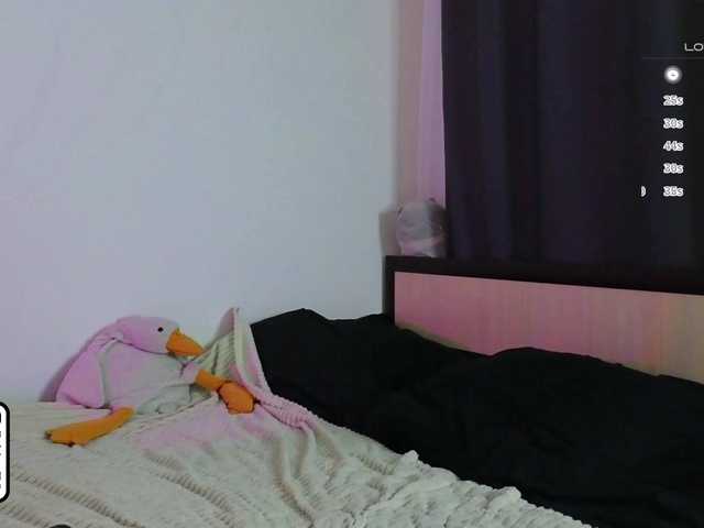 meowmeow-Mia's BongaCams show and profile