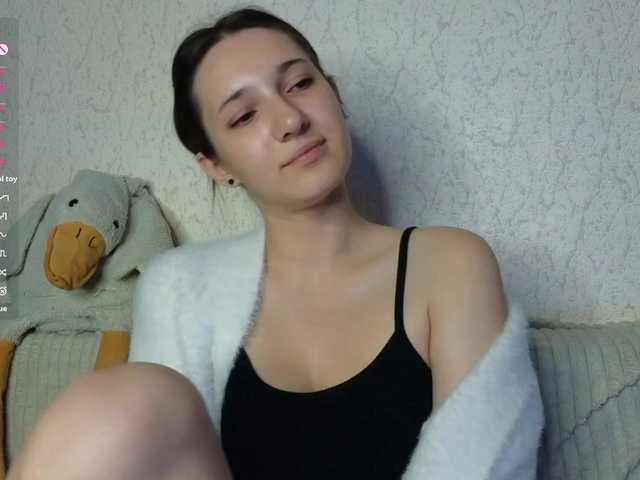 meowmeow-Mia live cam on BongaCams