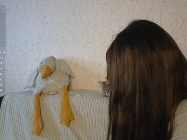 meowmeow-Mia live cam on BongaCams