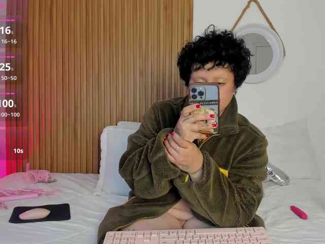 AlaskaDeluxe webcam