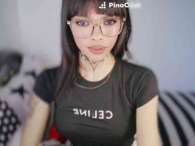 DoriDelux20 Sex Cam Show