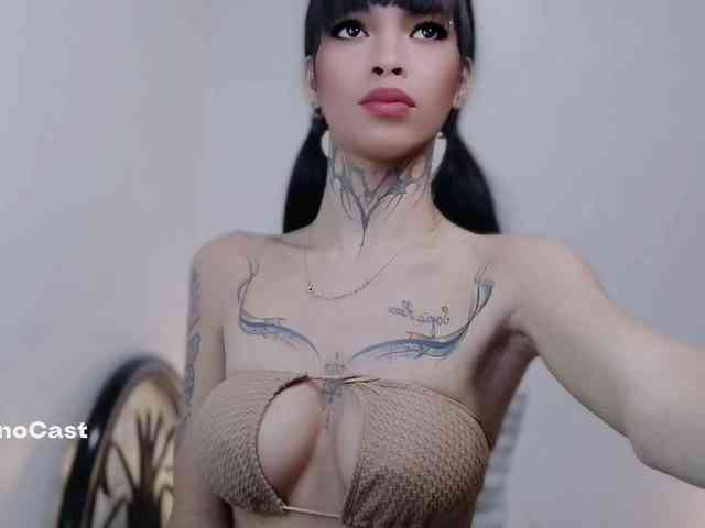 DoriDelux20 Sex Cam Show