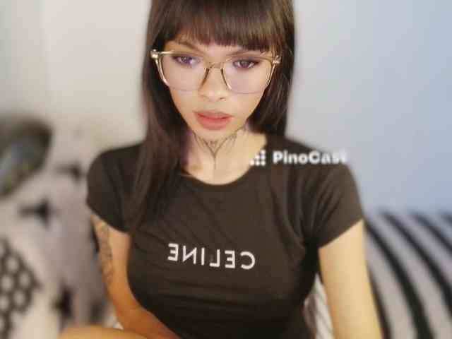 DoriDelux20 Sex Cam Show