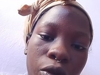 Missfreak1's Live Webcam