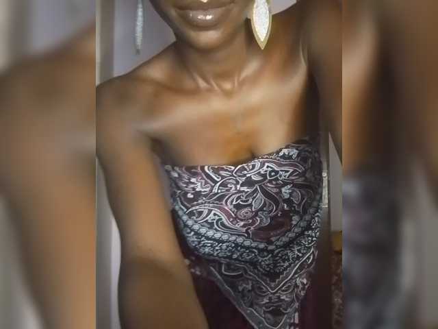 Missfreak1 live cam on BongaCams