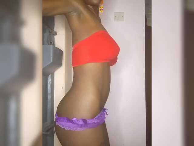 Missfreak1 live cam on BongaCams