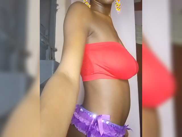 Missfreak1 live cam on BongaCams