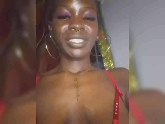 Missfreak1 webcam