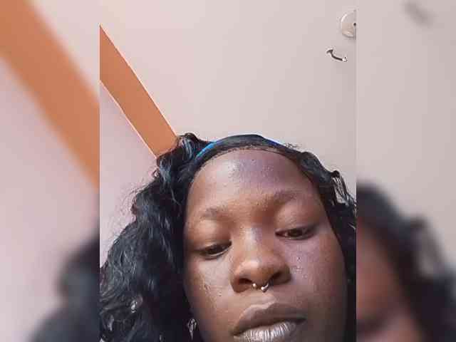 Missfreak1 webcam