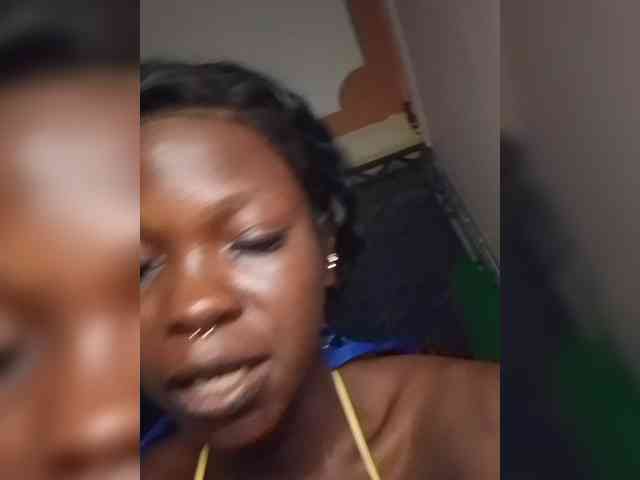 Missfreak1 webcam