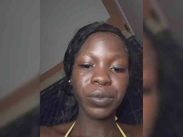 Missfreak1 webcam