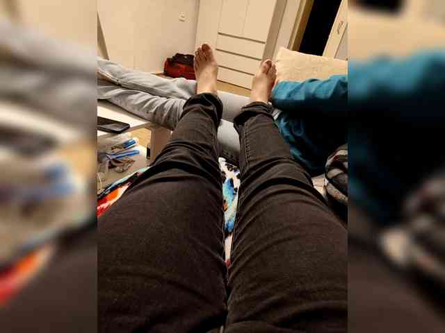 SashaApril-1 webcam