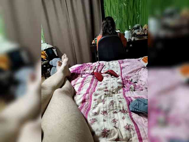 SashaApril-1 webcam