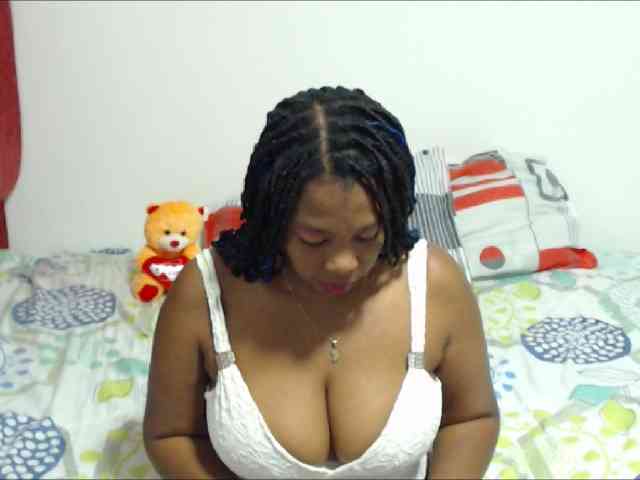 sexyebonny webcam