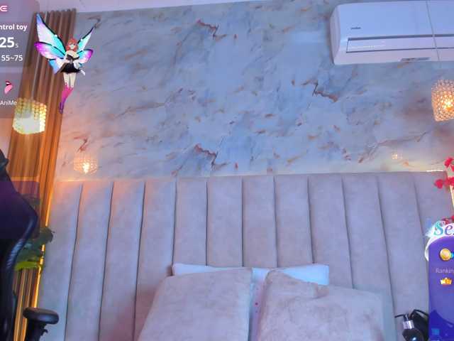 PixzyMartinez live cam on BongaCams