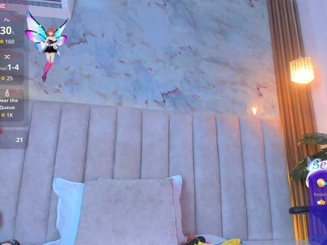 PixzyMartinez live cam on BongaCams