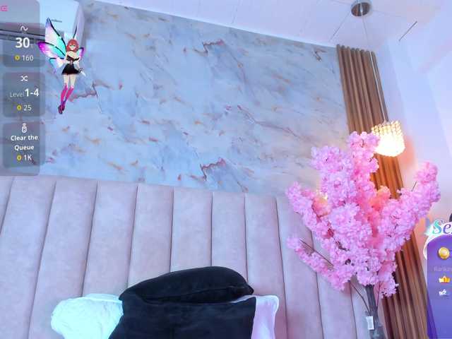 PixzyMartinez live cam on BongaCams