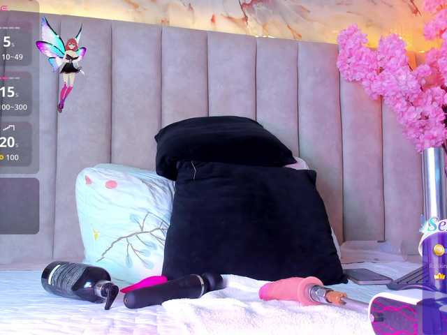PixzyMartinez live cam on BongaCams