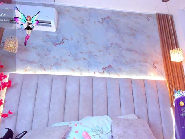 PixzyMartinez live cam on BongaCams