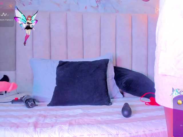 PixzyMartinez live cam on BongaCams