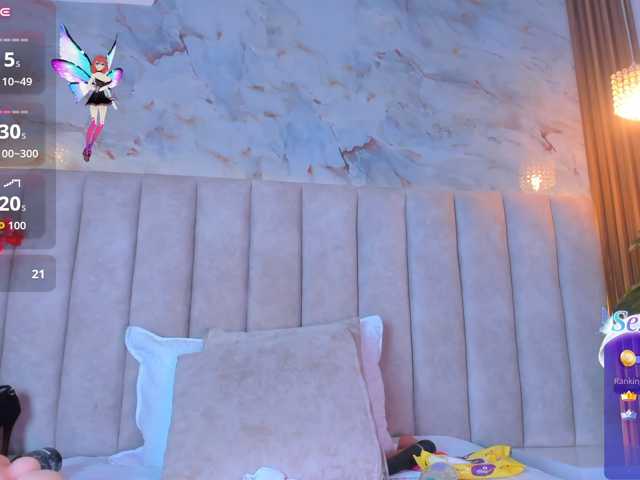 PixzyMartinez live cam on BongaCams