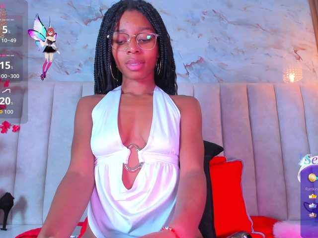 PixzyMartinez live cam on BongaCams
