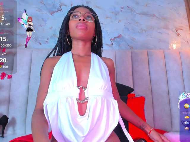 PixzyMartinez live cam on BongaCams