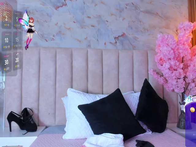 PixzyMartinez live cam on BongaCams