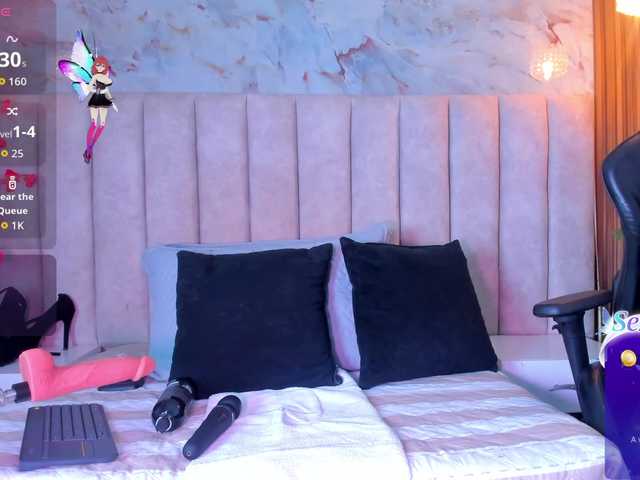 PixzyMartinez live cam on BongaCams