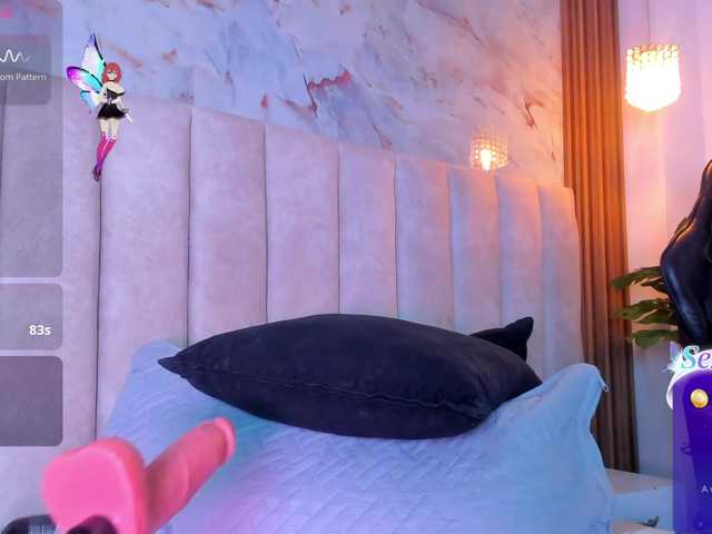 PixzyMartinez live cam on BongaCams