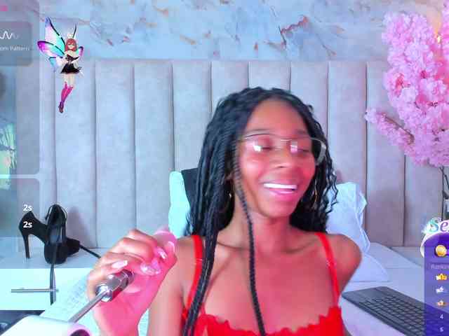PixzyMartinez webcam