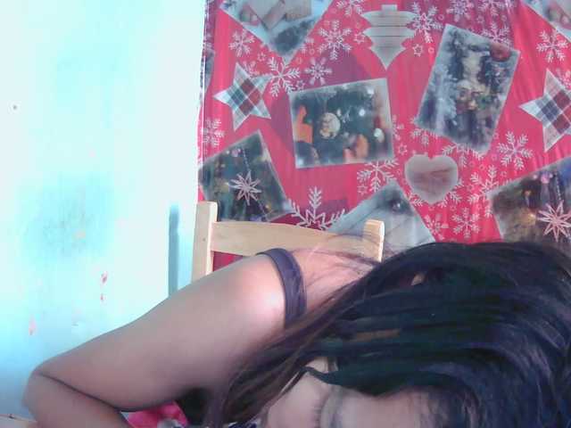 Luna-009 live cam on BongaCams