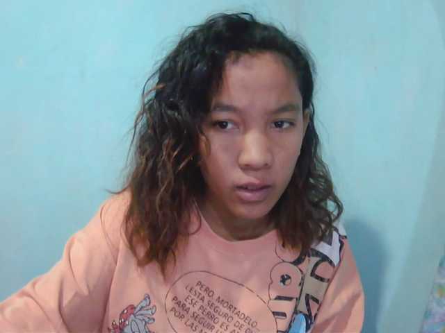 Luna-009 live cam on BongaCams