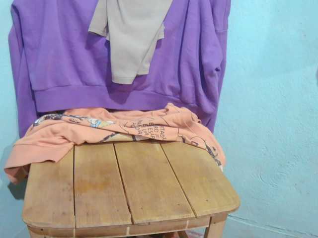 Luna-009 live cam on BongaCams