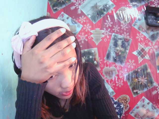 Luna-009 live cam on BongaCams