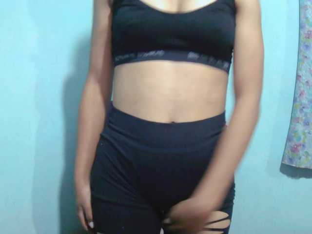 Luna-009 live cam on BongaCams