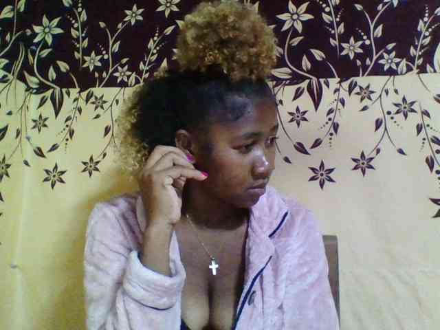 Reliane12 webcam