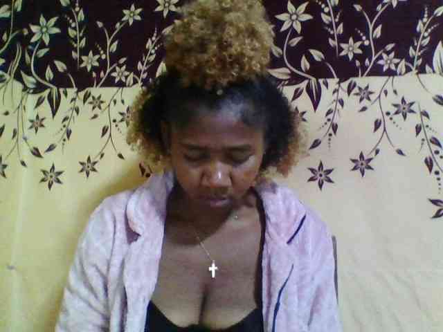 Reliane12 webcam