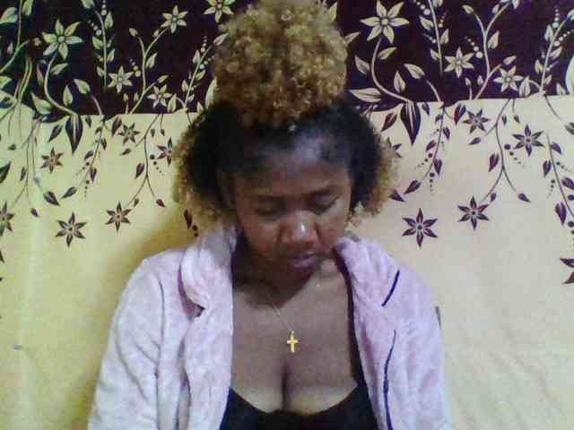 Reliane12 webcam
