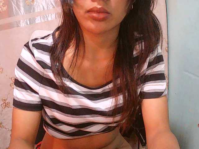 Nina-001 live cam on BongaCams