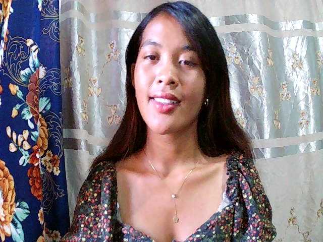 Nina-001's BongaCams show and profile