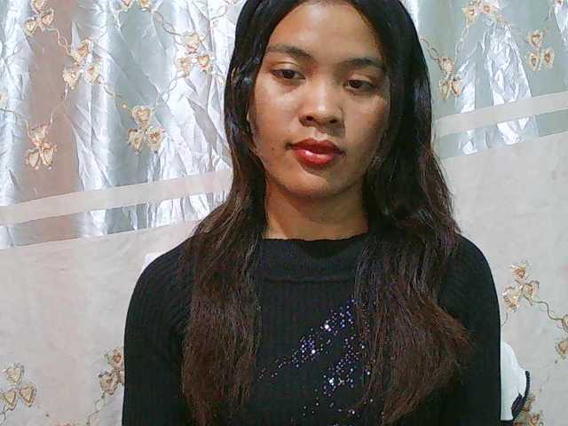 Nina-001 live cam on UnifiedCams