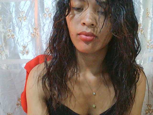 Nina-001 live cam on BongaCams