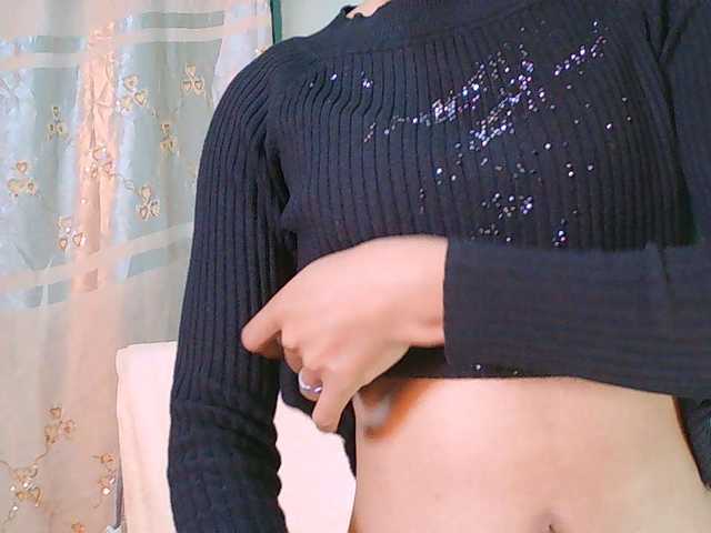 Nina-001 live cam on BongaCams