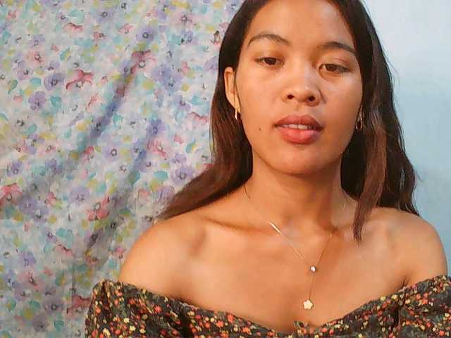 Nina-001 live cam on BongaCams
