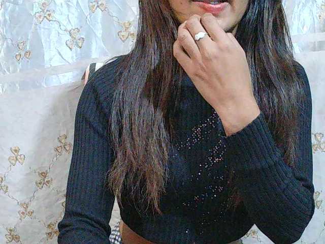 Nina-001 live cam on BongaCams